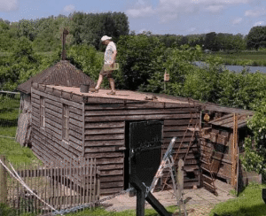 Geitenstal ontmanteld